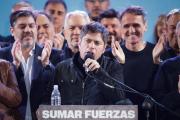 A partir de ahora, el que se la cree es Kicillof: brindó un discurso eufórico… Desdobló, ganó y hasta se reveló contra su jefa