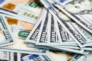 Bajo un escenario pre-electoral, el dólar picó en punta y cerró a $1.515