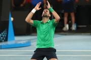 Australian Open: a los 38 años, Nole confirma que es el mejor tenista de la historia, ya que venció a Sinner y jugará la final con Alcaraz