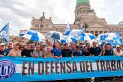 Un amparo frena la reforma laboral: tras la presentación de la CGT, el Juzgado Nacional de Primera Instancia del Trabajo N°63, resolvió suspender la aplicación de 83 artículos