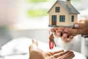 El mercado inmobiliario se sostiene, pero el crédito hipotecario pierde impulso