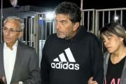 Agostina Vega, el caso que conmueve a todo un país: el impresentable gobernador Martín Llaryora, recién aparece en escena y se reúne con la familia de la adolescente asesinada en Córdoba