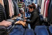 Un informe de la Cámara Argentina de la Indumentaria (CIAI), reveló que, en el tercer bimestre del 2026, la venta de ropa sufrió una caída del 6,9% interanual