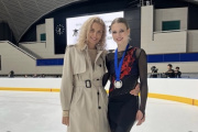 Alexandra Trusova, medallista olímpica de plata 2022, volvió a competir en los escenarios ISU
