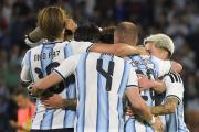 Deportes: la Scaloneta inauguró su nuevo ciclo post Messi, con una goleada frente a Bolivia por 4 a 0