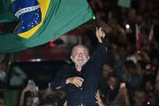 Elecciones en Brasil: sorpresivo triunfo de Lula, teñido de un episodio sospechoso
