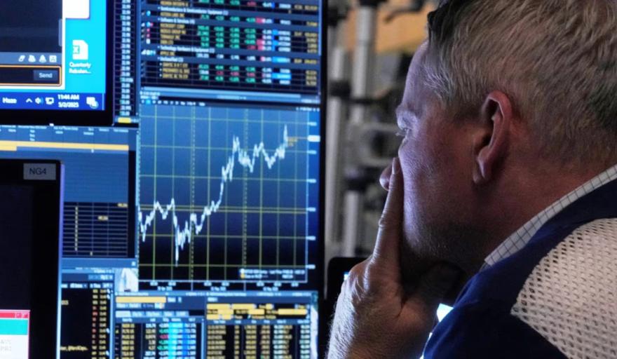 Las acciones argentinas volvieron a subir y el riesgo país superó los 540 puntos básicos