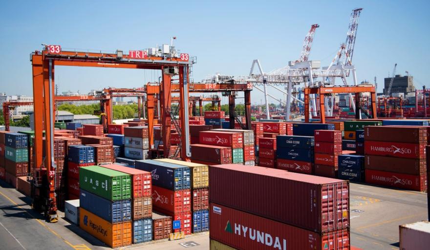 En abril, las exportaciones de bienes de Argentina alcanzaron un récord histórico de 8.914 millones de dólares