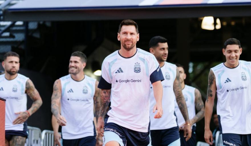 En modo Mundial: la Scaloneta se pone a punto, hoy a las 21.30 frente a Islandia